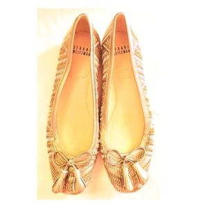 Stuart Weitzman Iroquois weave tulipbow fl…